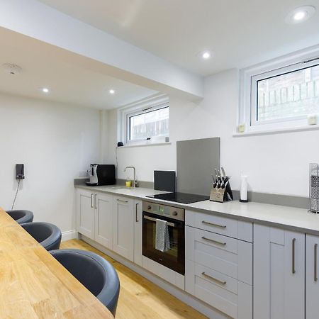 Spacious 2 Bedroom Apartment With Beautiful Garde Brighton Kültér fotó